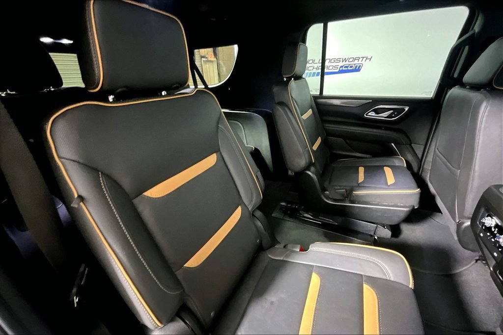 Used 2024 GMC Yukon XL AT4 w/ Technology Package AWD/4WD image 22