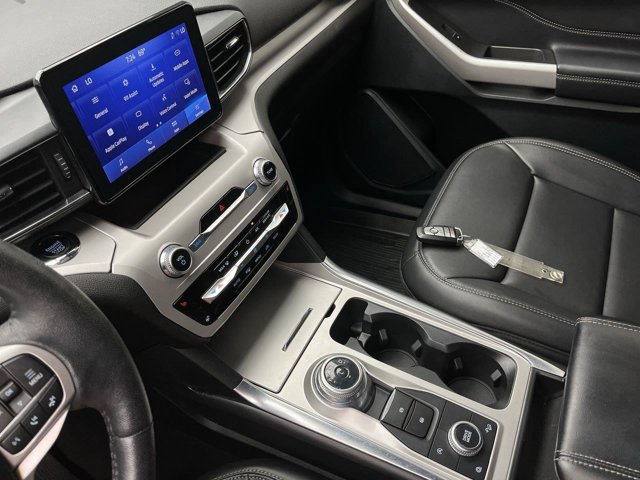 Certified 2024 Ford Explorer XLT w/ Equipment Group 202A AWD/4WD image 24