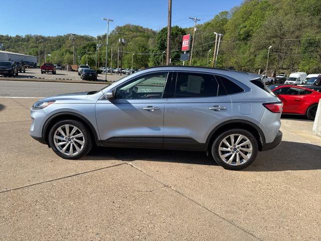 Certified 2022 Ford Escape Titanium w/ Titanium Elite Package AWD/4WD image 4