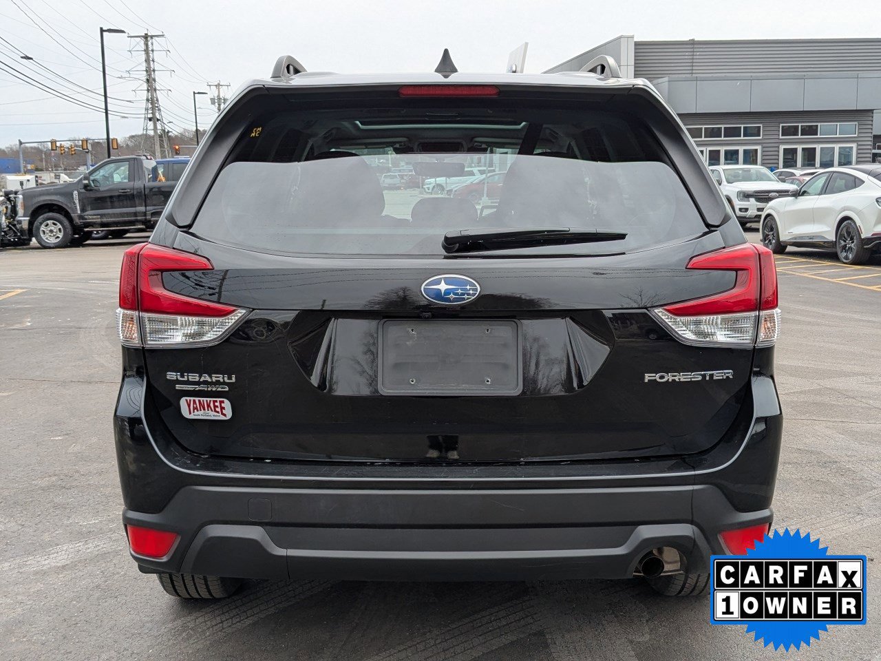 Used 2023 Subaru Forester Premium image 4