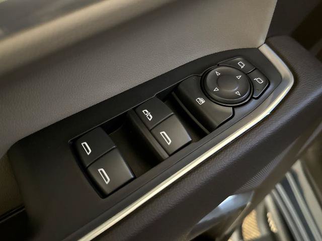 Used 2025 Chevrolet Silverado 2500 LT w/ Leather Package AWD/4WD image 12