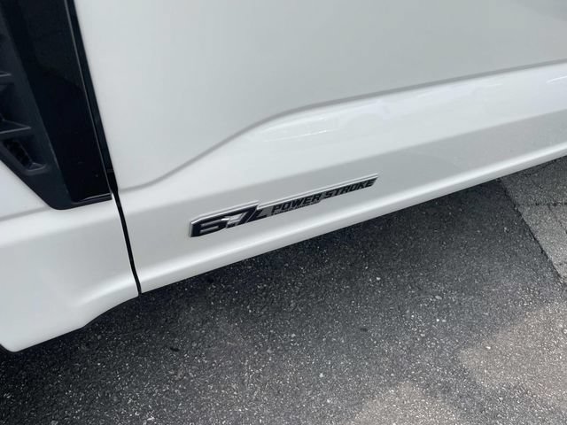 Certified 2025 Ford F350 Platinum AWD/4WD image 11