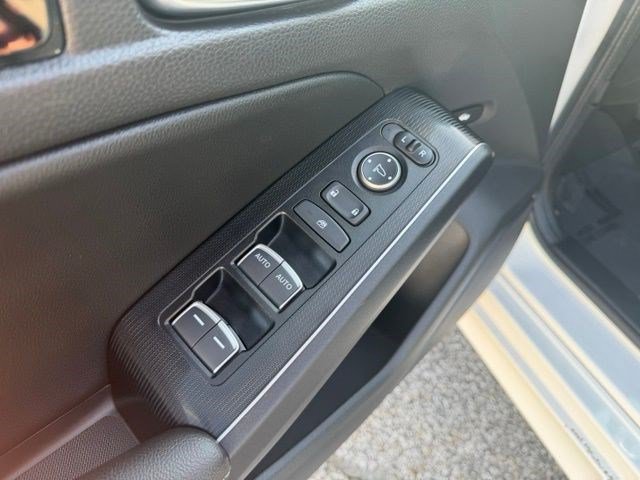 Used 2024 Honda Civic Touring image 12