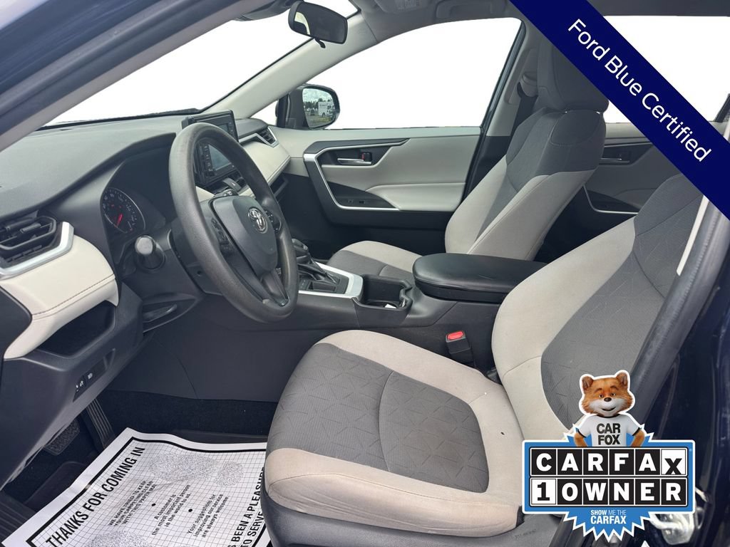 Used 2022 Toyota RAV4 XLE FWD image 13
