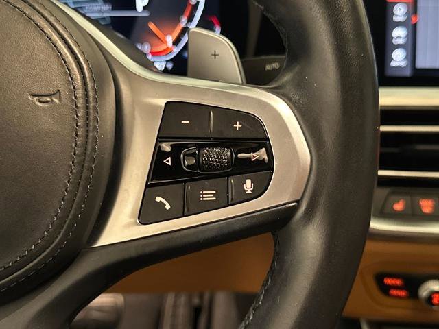 Used 2021 BMW 330i Sedan w/ M Sport Package image 23