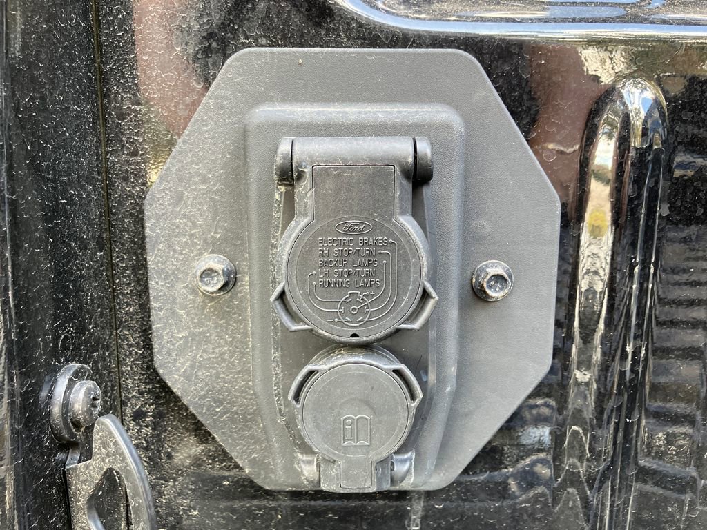 Certified 2025 Ford F350 Platinum image 31