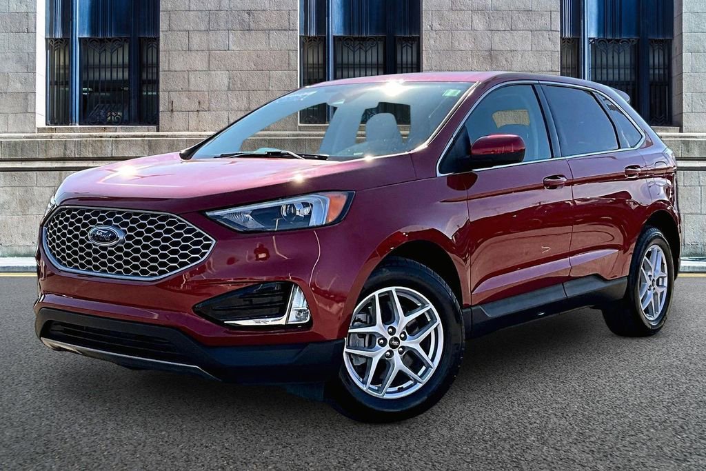 Certified 2024 Ford Edge SEL w/ Convenience Package image 2