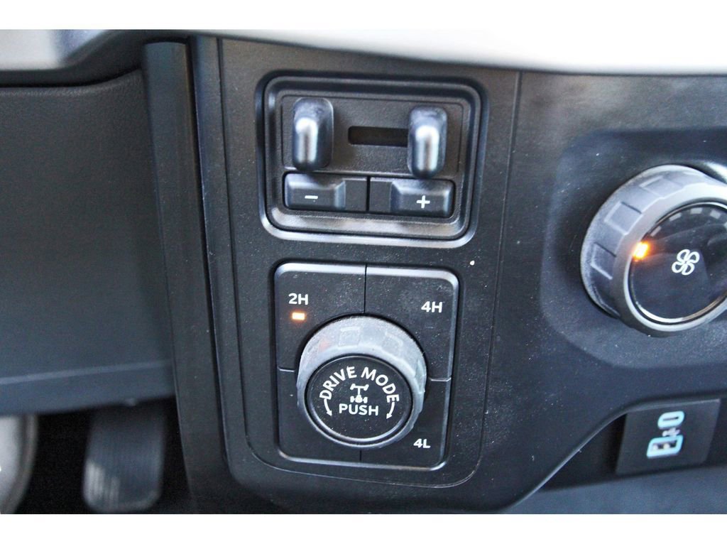 Certified 2022 Ford F150 XL w/ Equipment Group 101A High image 29