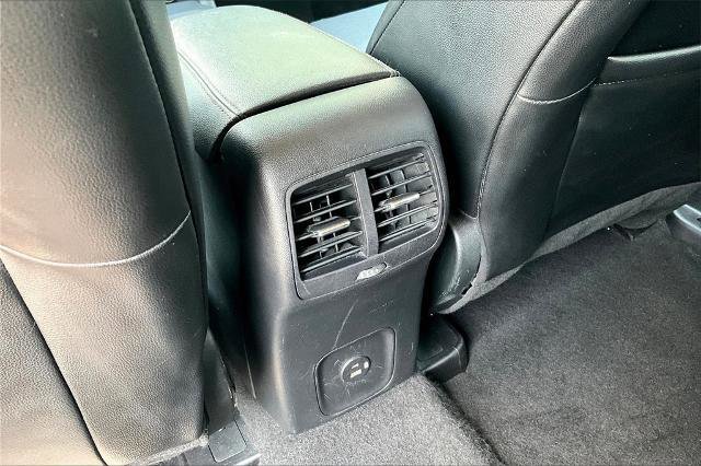 Certified 2020 Ford Escape Titanium image 31