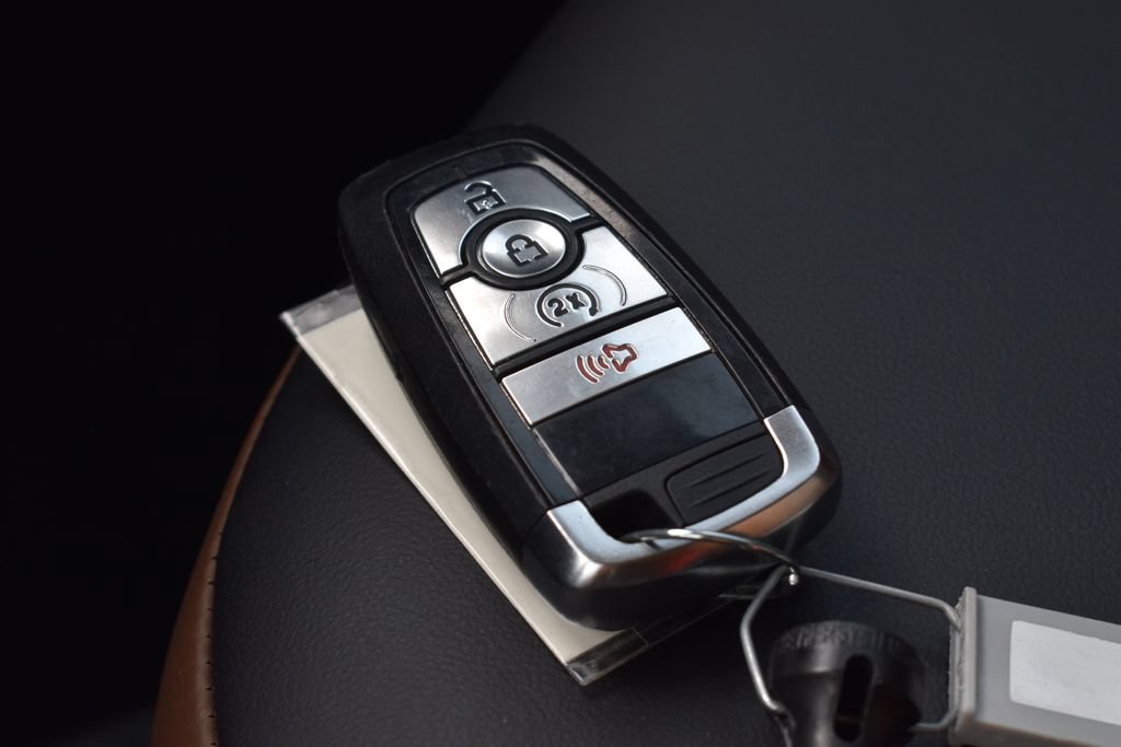 Certified 2025 Ford Bronco Sport Outer Banks w/ Outer Banks Tech Package+ AWD/4WD image 14