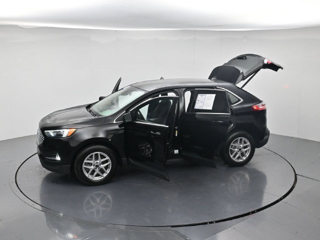 Certified 2023 Ford Edge SEL w/ Convenience Package AWD/4WD image 44