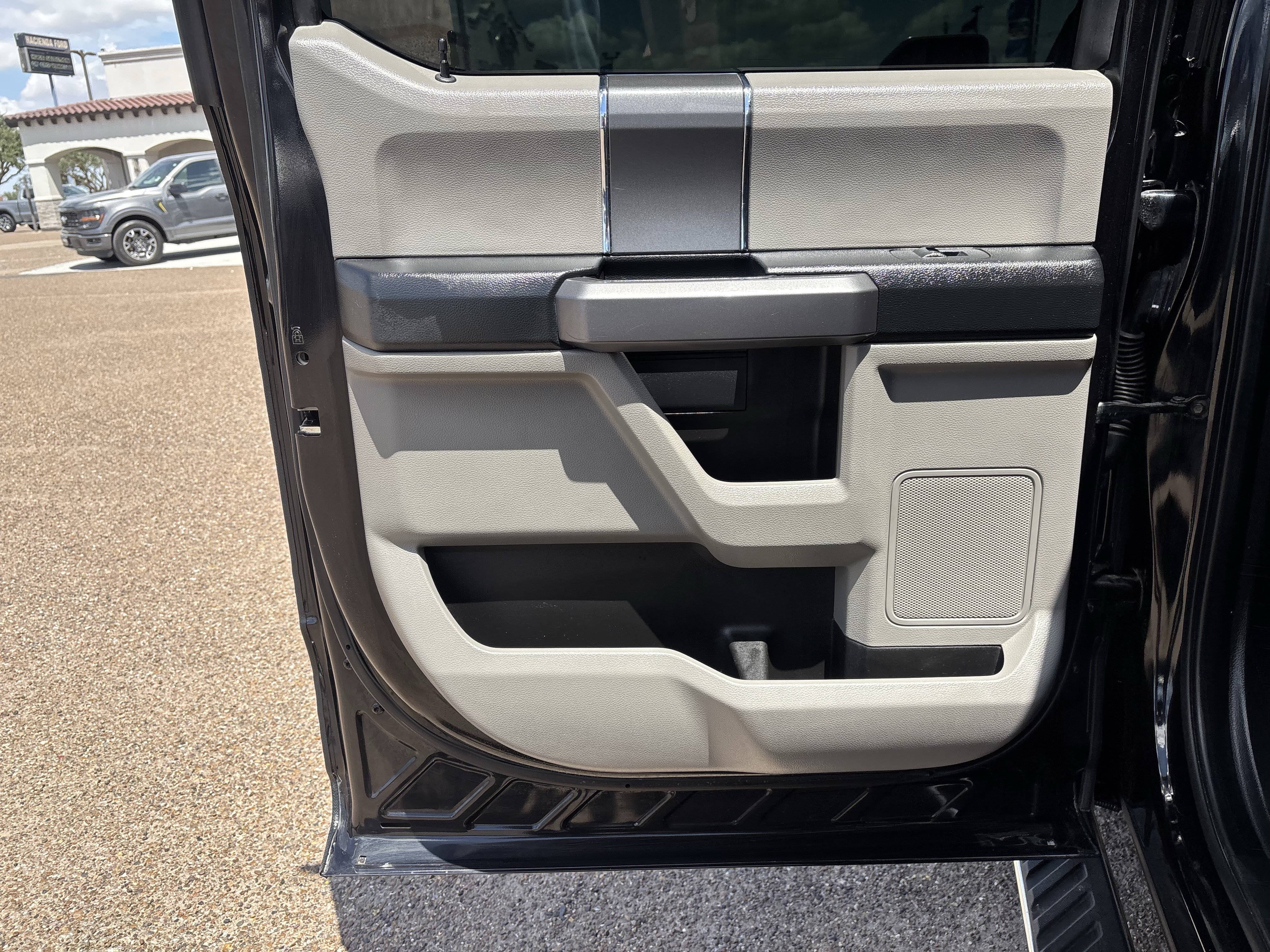 Certified 2020 Ford F150 XLT w/ Equipment Group 302A Luxury RWD image 11