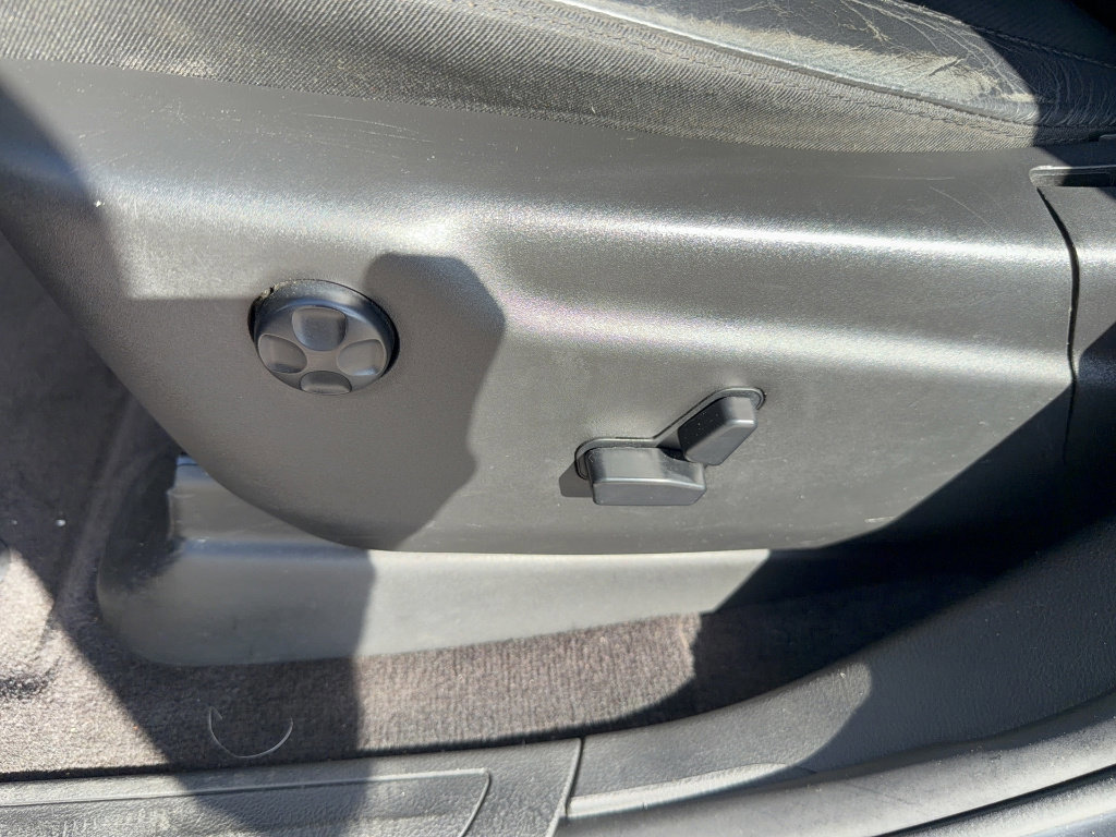 Used 2018 Jeep Grand Cherokee Altitude image 33