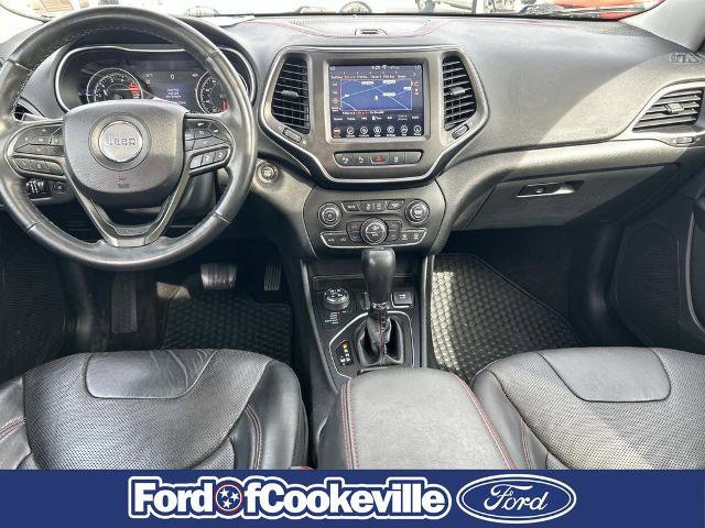 Used 2019 Jeep Cherokee Trailhawk AWD/4WD image 13