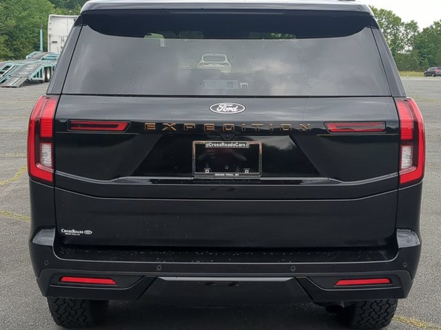 Certified 2025 Ford Expedition Tremor AWD/4WD image 5