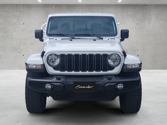 Used 2025 Jeep Gladiator Sport AWD/4WD image 19