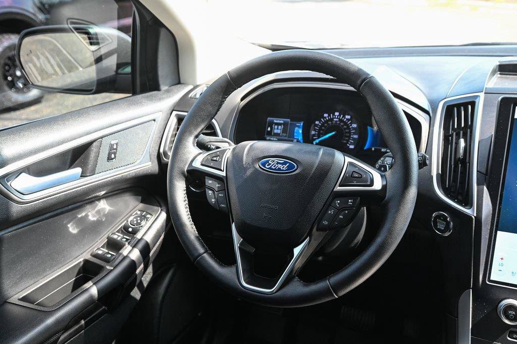 Certified 2024 Ford Edge SEL w/ Convenience Package AWD/4WD image 32