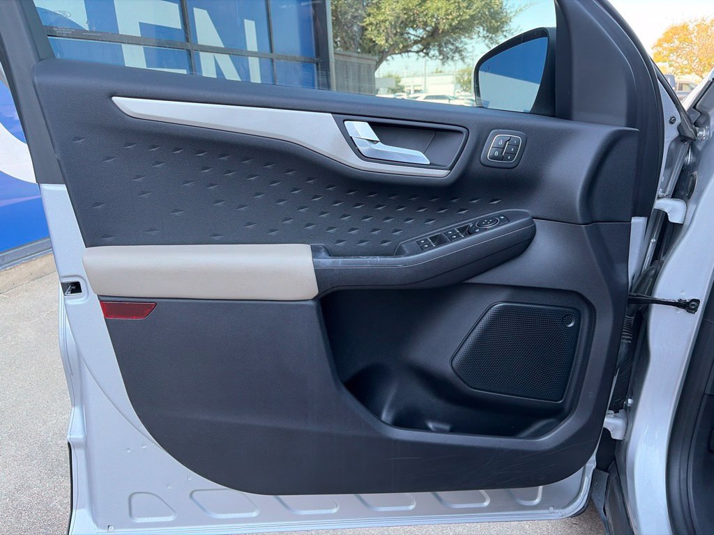 Certified 2020 Ford Escape SEL FWD image 21