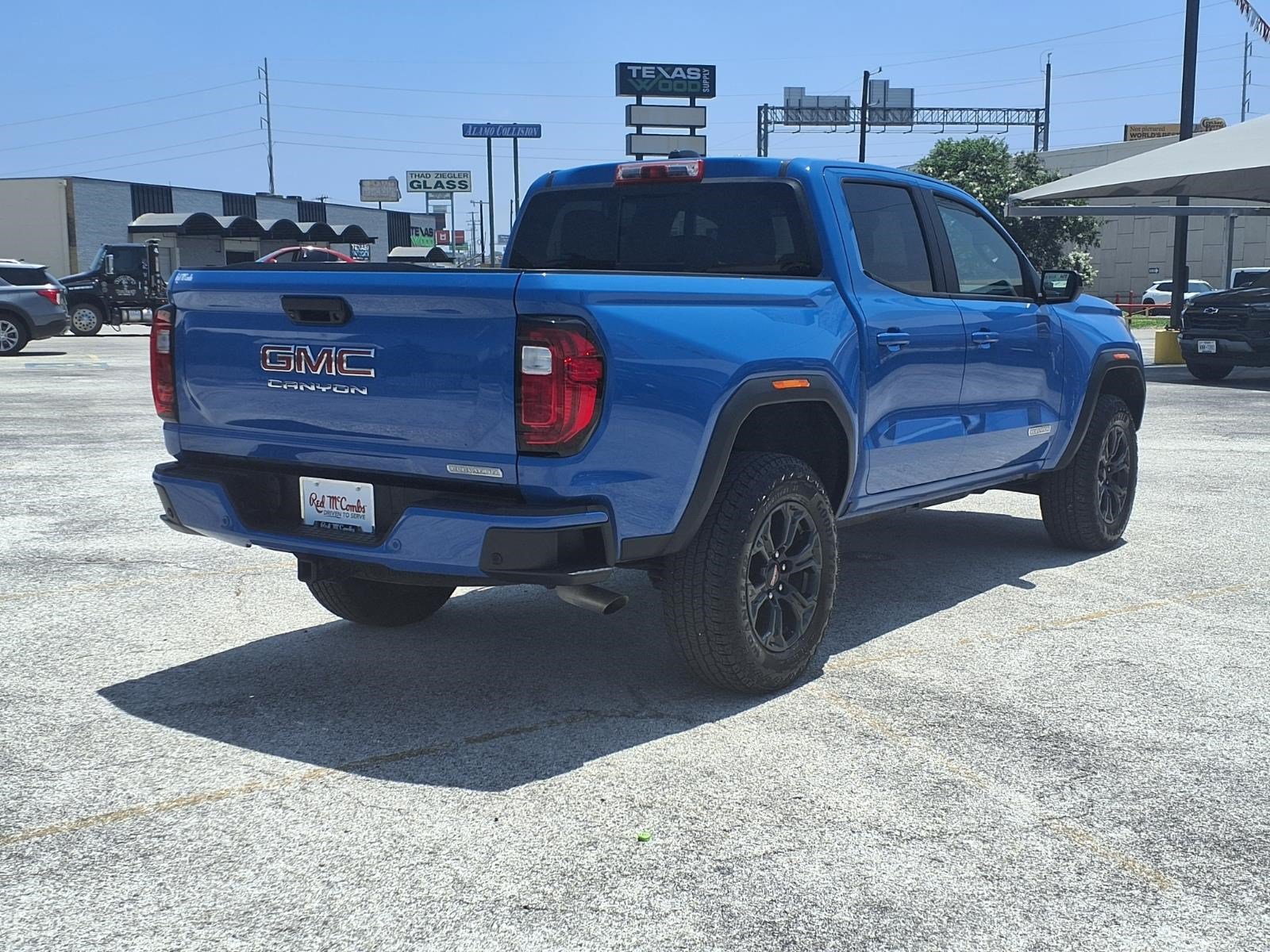 Used 2025 GMC Canyon Elevation w/ Convenience Package RWD image 6