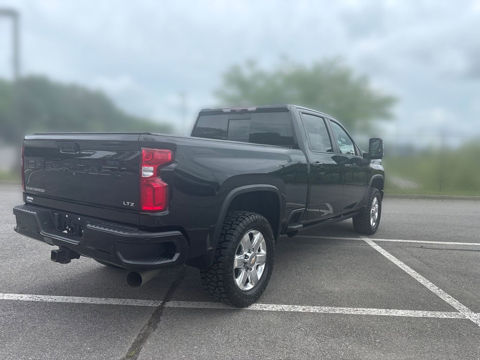 Used 2022 Chevrolet Silverado 2500 LTZ w/ Carhartt Edition AWD/4WD image 4