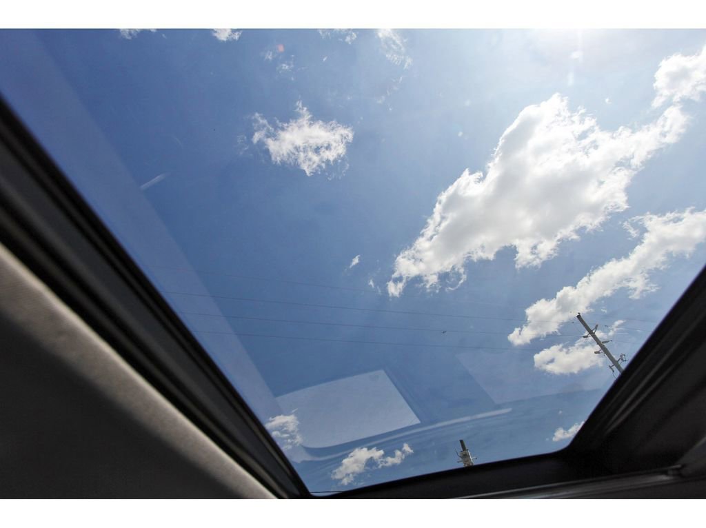 Used 2021 Toyota Camry XSE FWD image 25