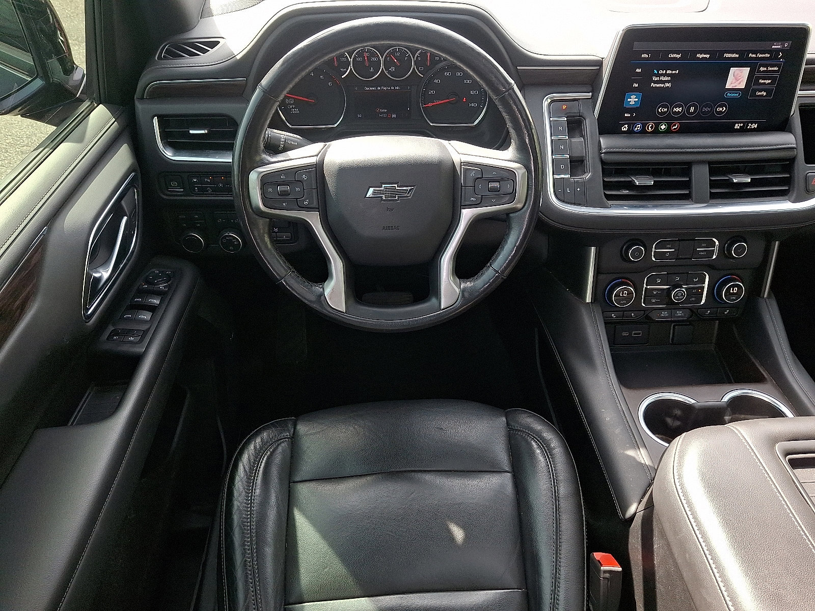 Used 2021 Chevrolet Tahoe Z71 w/ Z71 Signature Package image 11