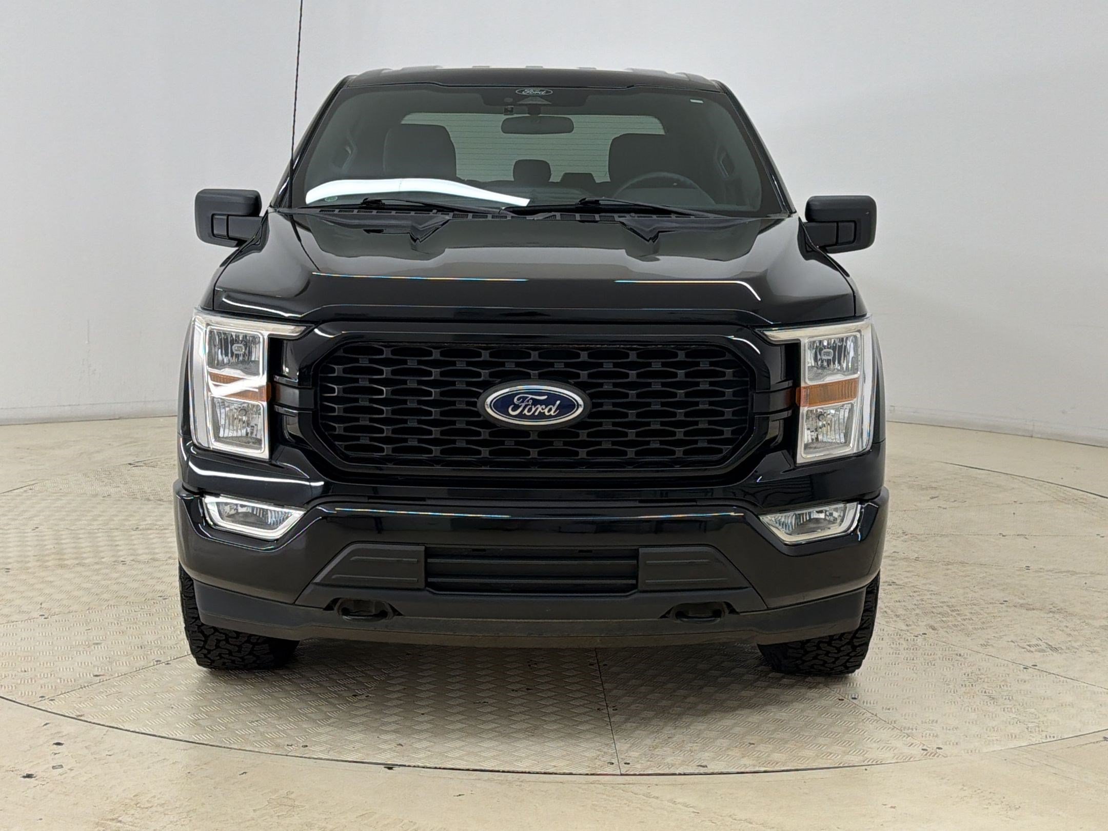 Certified 2022 Ford F150 XL w/ STX Appearance Package AWD/4WD image 6