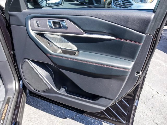 Certified 2025 Ford Explorer ST AWD/4WD image 32