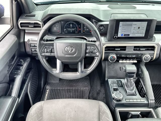 Used 2025 Toyota Tacoma SR5 AWD/4WD image 14
