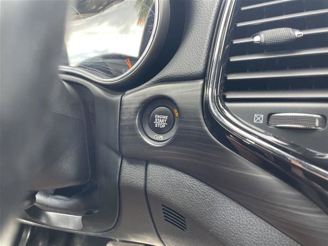 Used 2021 Jeep Grand Cherokee Laredo AWD/4WD image 25