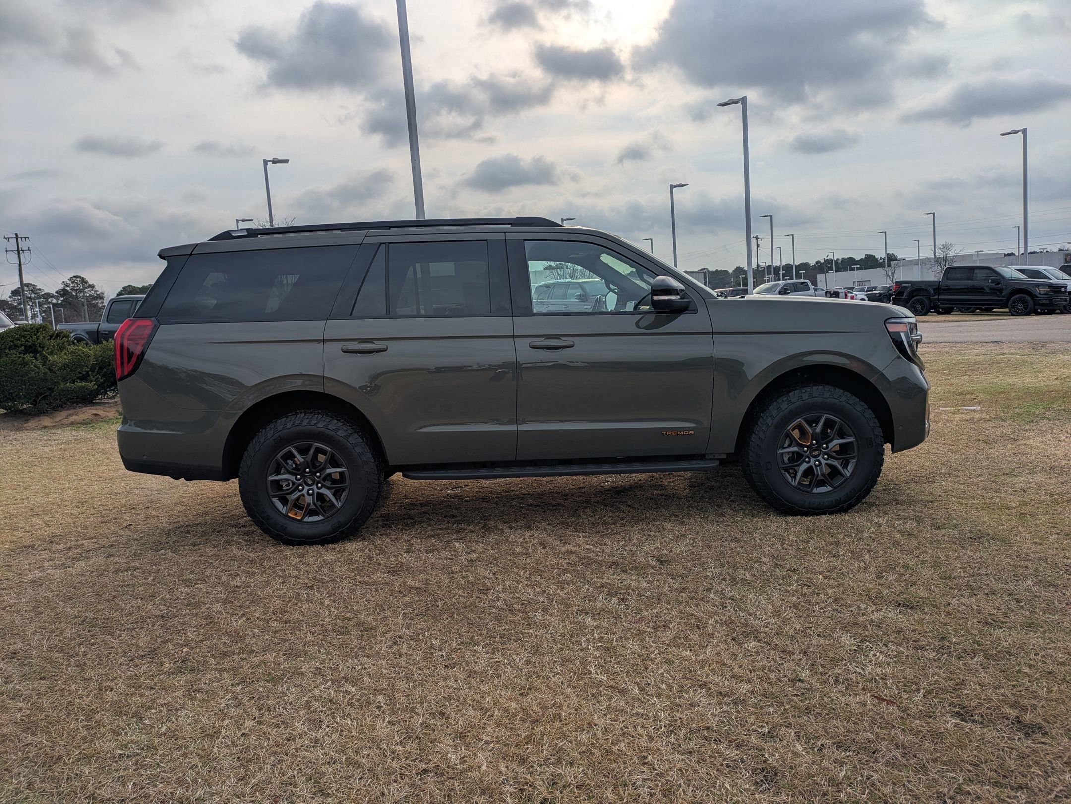 Certified 2025 Ford Expedition Tremor image 6