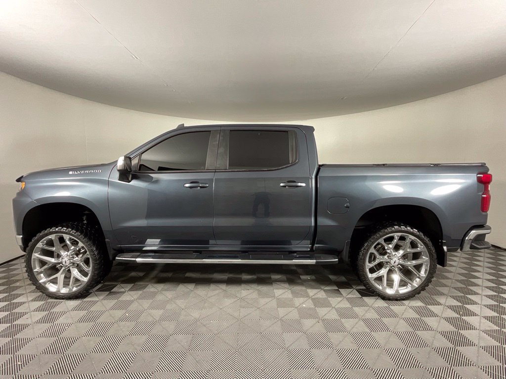 Used 2020 Chevrolet Silverado 1500 LT w/ All-Star Edition RWD image 6