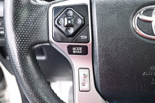 Used 2018 Toyota 4Runner Limited RWD image 19