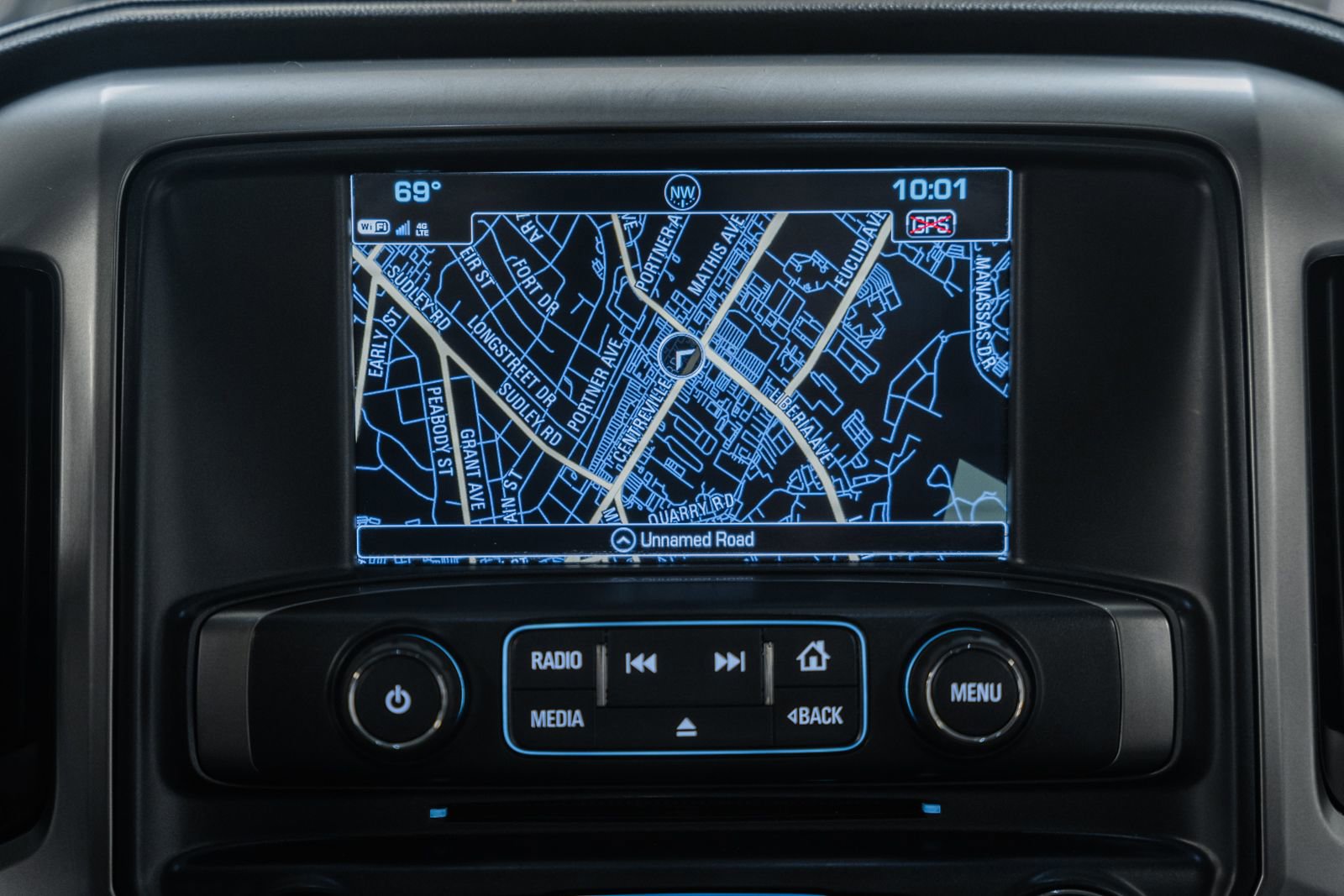 Used 2017 Chevrolet Silverado 1500 LTZ Z71 w/ LTZ Plus Package image 30