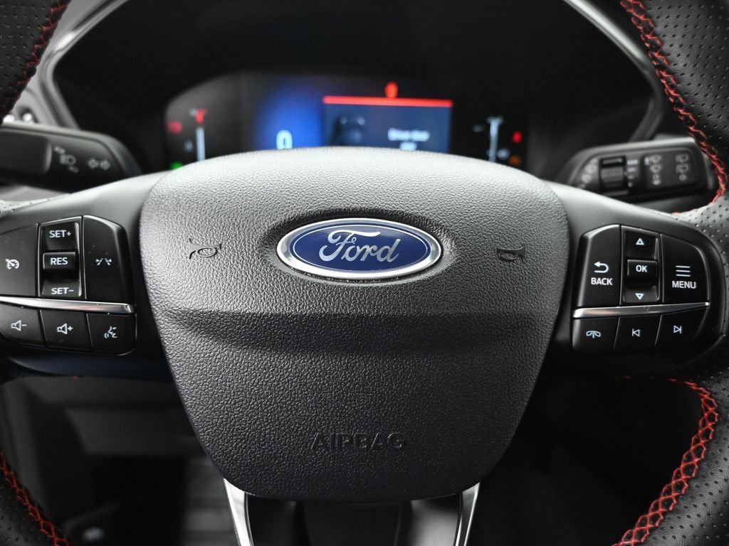 Certified 2025 Ford Escape ST-Line AWD/4WD image 19