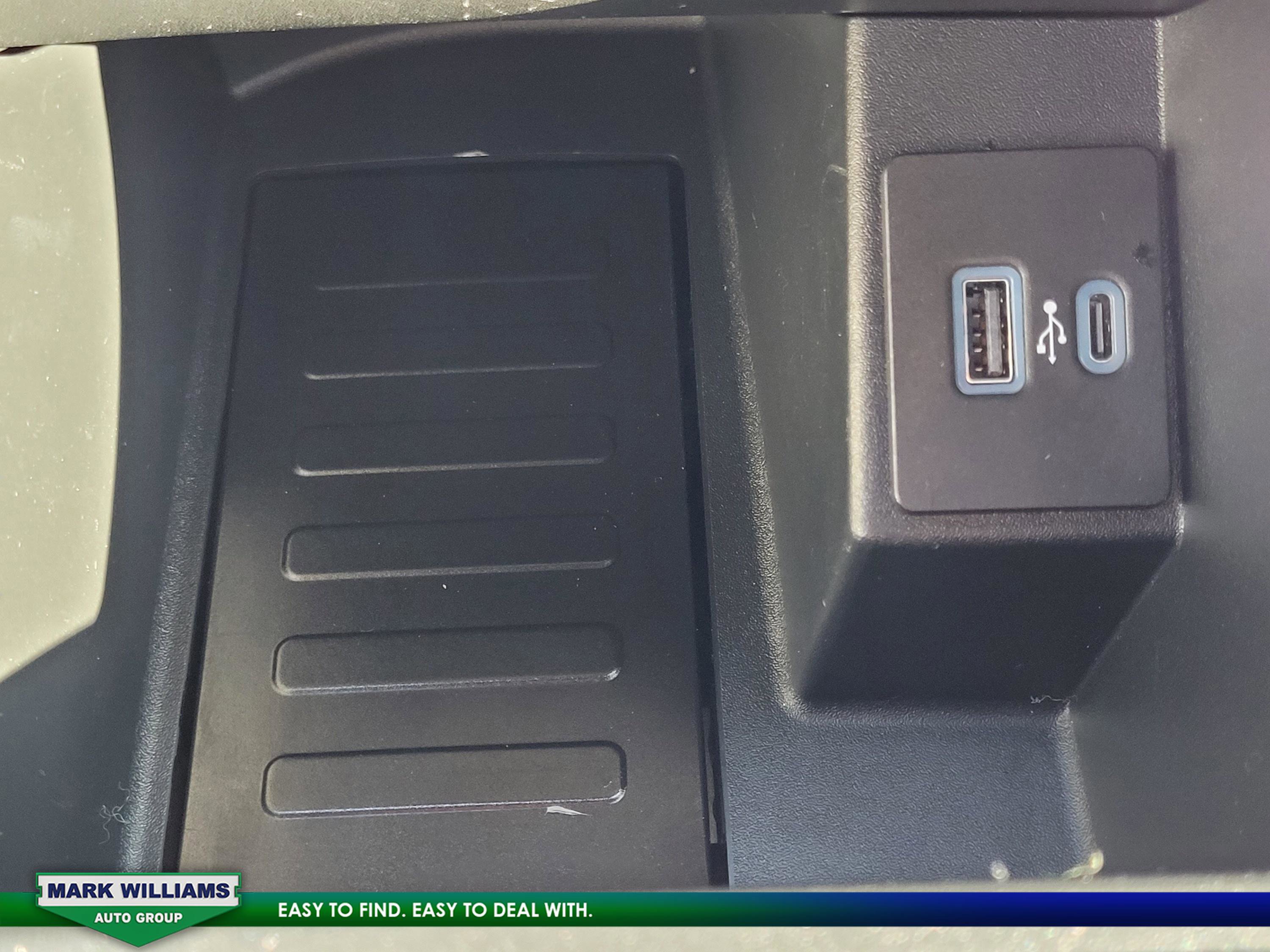 Certified 2024 Ford Edge ST w/ Equipment Group 401A image 28