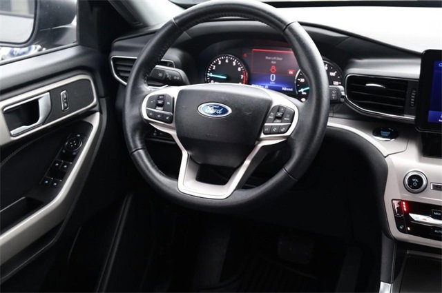 Certified 2024 Ford Explorer XLT w/ Equipment Group 202A image 25