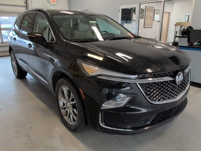 Certified 2022 Buick Enclave Avenir w/ Avenir Technology Package AWD/4WD image 7