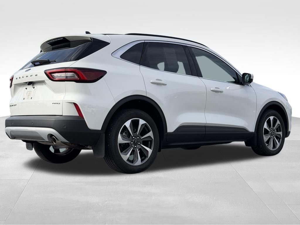 Certified 2023 Ford Escape Platinum image 5