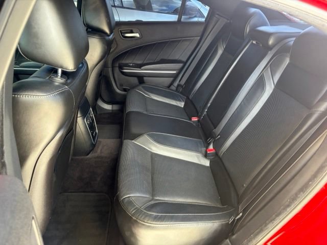 Used 2017 Dodge Charger SXT w/ Plus Group RWD image 15