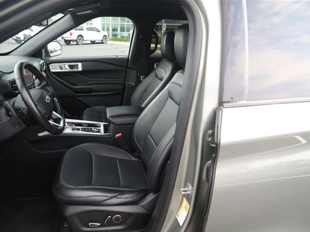 Certified 2020 Ford Explorer Limited w/ Class III Trailer Tow Package AWD/4WD image 24