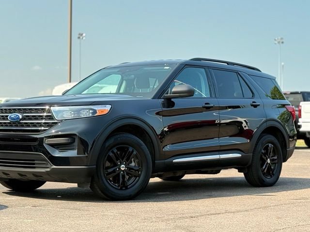 Certified 2024 Ford Explorer XLT w/ Class IV Trailer Tow Package AWD/4WD image 44
