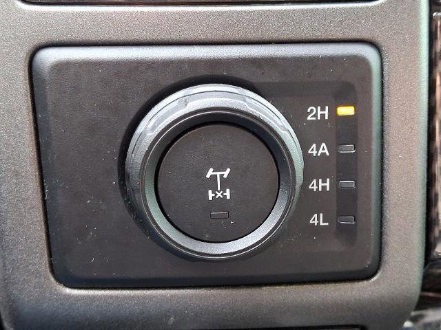 Certified 2018 Ford F150 Raptor w/ Equipment Group 802A Luxury image 26