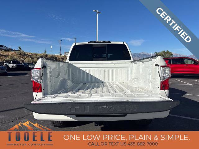 Used 2018 Nissan Titan SV w/ SV Convenience Package AWD/4WD image 9
