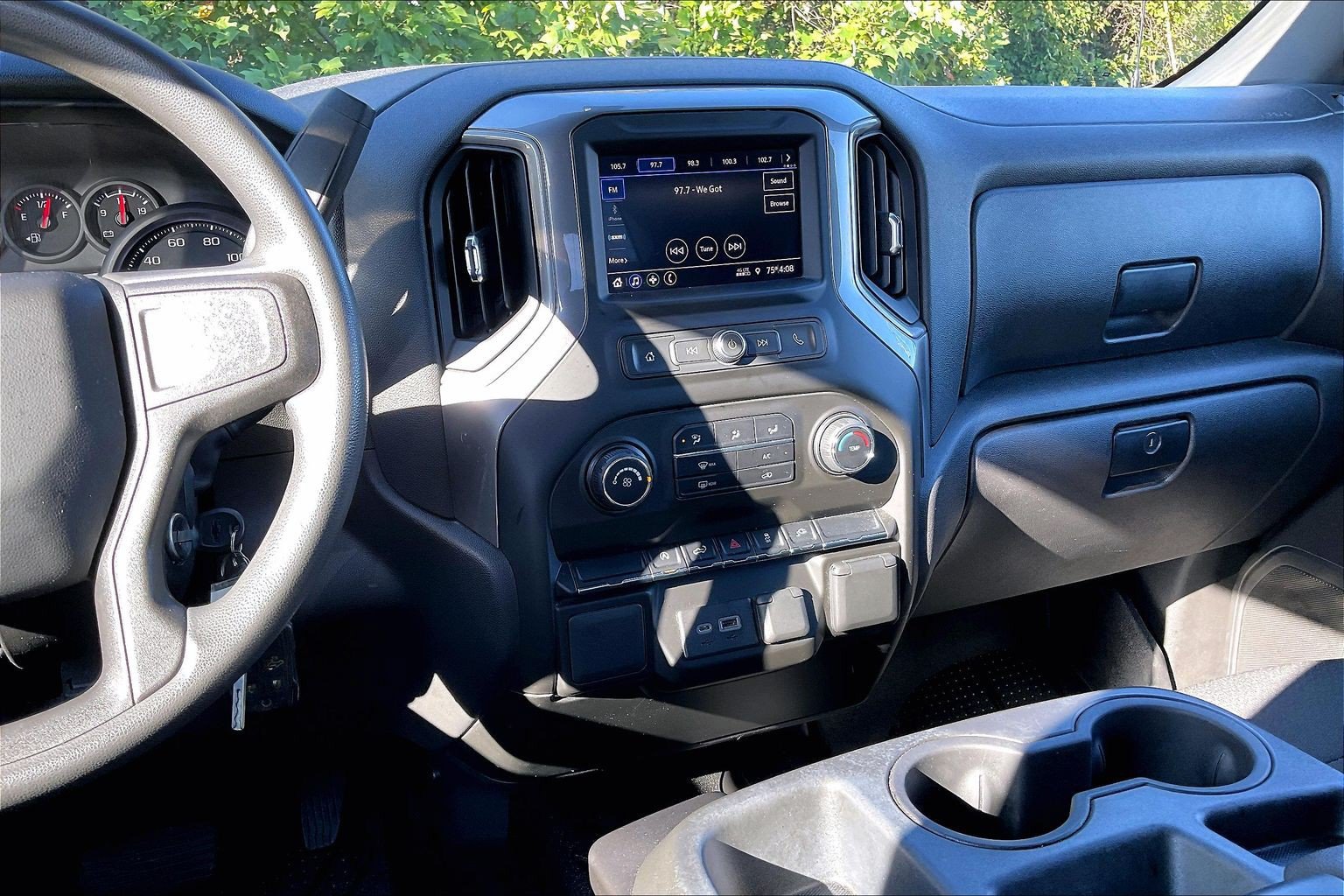 Used 2021 Chevrolet Silverado 1500 Custom AWD/4WD image 6