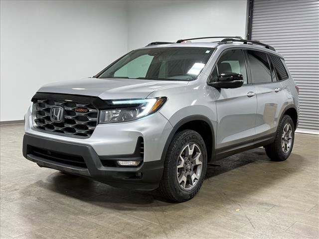 Used 2023 Honda Passport TrailSport image 8