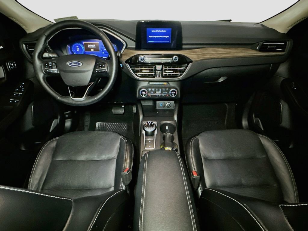 Certified 2020 Ford Escape Titanium w/ Titanium Premium Package 2.0 AWD/4WD image 12