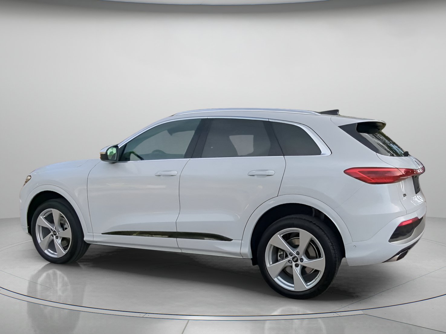 Used 2025 Audi Q5 Premium Plus AWD/4WD image 18