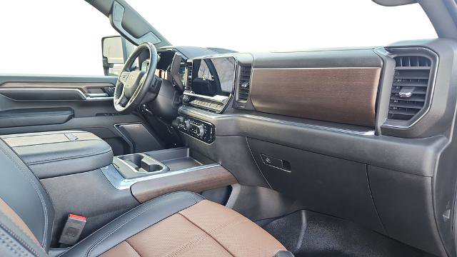 Used 2024 Chevrolet Silverado 3500 High Country w/ High Country Premium Package image 37