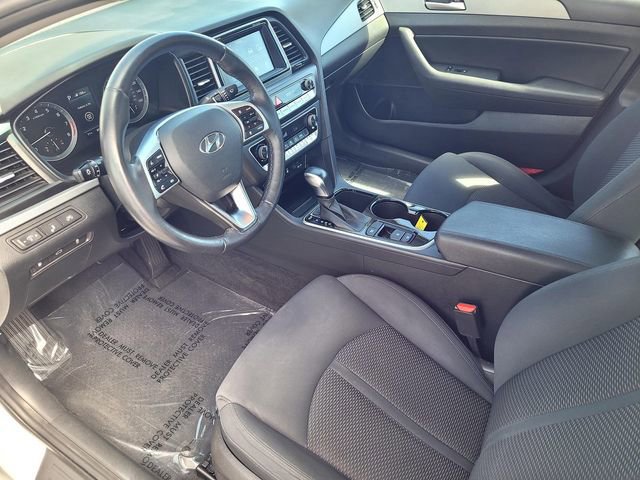 Used 2019 Hyundai Sonata SEL w/ Tech Package 02 FWD image 10